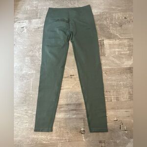 Alphalete Amplify Forest Green Leggings in size USWXL
